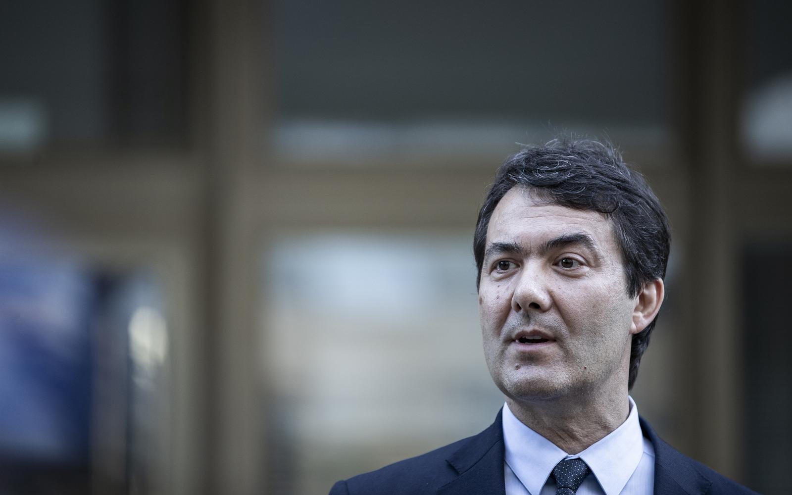 14.04.2022., Split - Splitski neuroznanstvenik i bivsi dekan Medicinskog fakulteta Zoran Dogas predstavio se kao kandidat HDZ-a za gradonacelnika Splita. Photo: Milan Sabic/PIXSELL