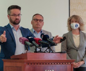 17.05.2021., Osijek - Konferencija za medije u stozeru Berislava Mlinarevica. Photo: Dubravka Petric/PIXSELLr