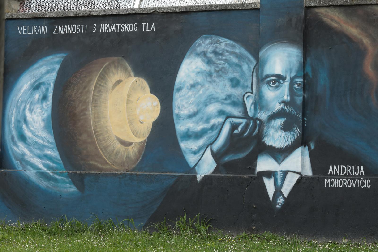 17.05.2021., Osijek - U prolazu od Ulice Kardinala Alojzija Stepinca prema Gornjogradskoj trznici nalazi se mural ''Velikani hrvatske znanosti''. Photo: Dubravka Petric/PIXSELL