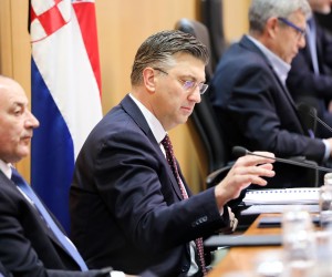 20.04.2022., Zagreb - Saborskim aktualnim prijepodnevom, na kojemu 40 zastupnika postavlja pitanja clanovima Vlade RH, Hrvatski sabor pocinje novu, 11. sjednicu. Predsjednik Vlade Andrej Plenkovic. Photo: Emica Elvedji/PIXSELL
