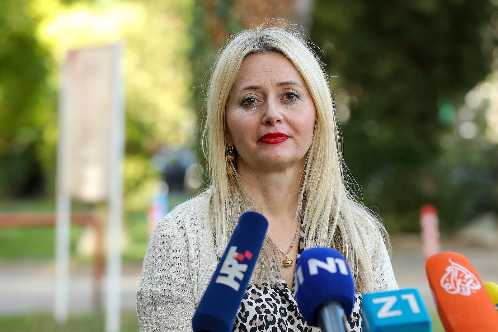 20.10.2021., Zagreb - Ivana Pavic Simetin, zamjenica ravnatelja Hrvatskoj zavoda za javno zdravstvo, komentirala je trenutnu epidemiolosku situaciju s obzirom na veliki porast novozarazenih. Photo: Goran Stanzl/PIXSELL
