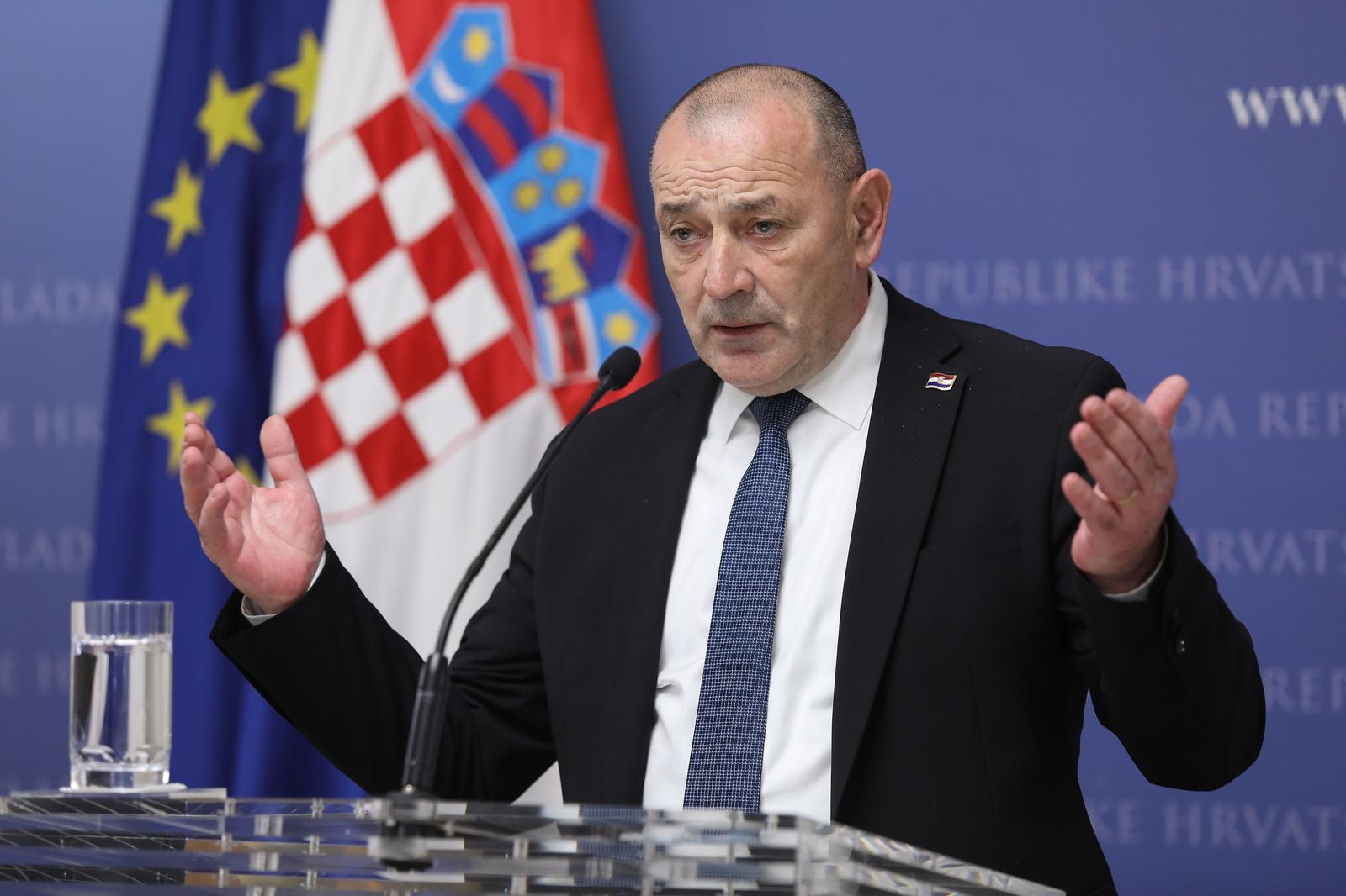 22.02.2022., Zagreb - U Banskim dvorima, nakon kolacijskog sastanka partnera u Vladi, izjavu za medije dao je potpredsjednik Vlade i ministar branitelja Tomo Medved. Photo: Tomislav Miletic/PIXSELL