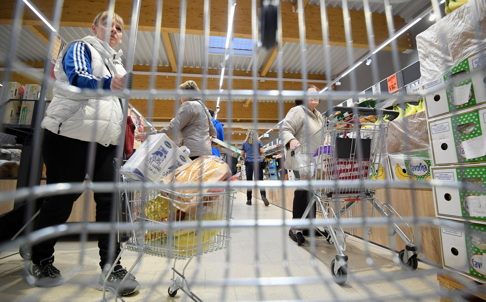 22.11.2019., Zagreb - Novootvorena Lidlova poslovnica u naselju Spansko. rPhoto: Marko Lukunic/PIXSELL