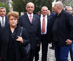 23.04.2022., Livno - Predsjednik Republike Hrvatske Zoran Milanovic sudjelovao na svecanoj sjednici Gradskog vijeca Grada Livna povodom obiljezavanja 30. obljetnice obrane Livna i livanjskog kraja. Nakon svecane sjednice, predsjednik Milanovic je  polozio vijenac i zapalio svijecu ispred Spomenika poginulim za slobodu hrvatskog naroda. Ljubo Cesic Rojs, Rahim Ademi. Photo: Denis Kapetanovic/PIXSELL