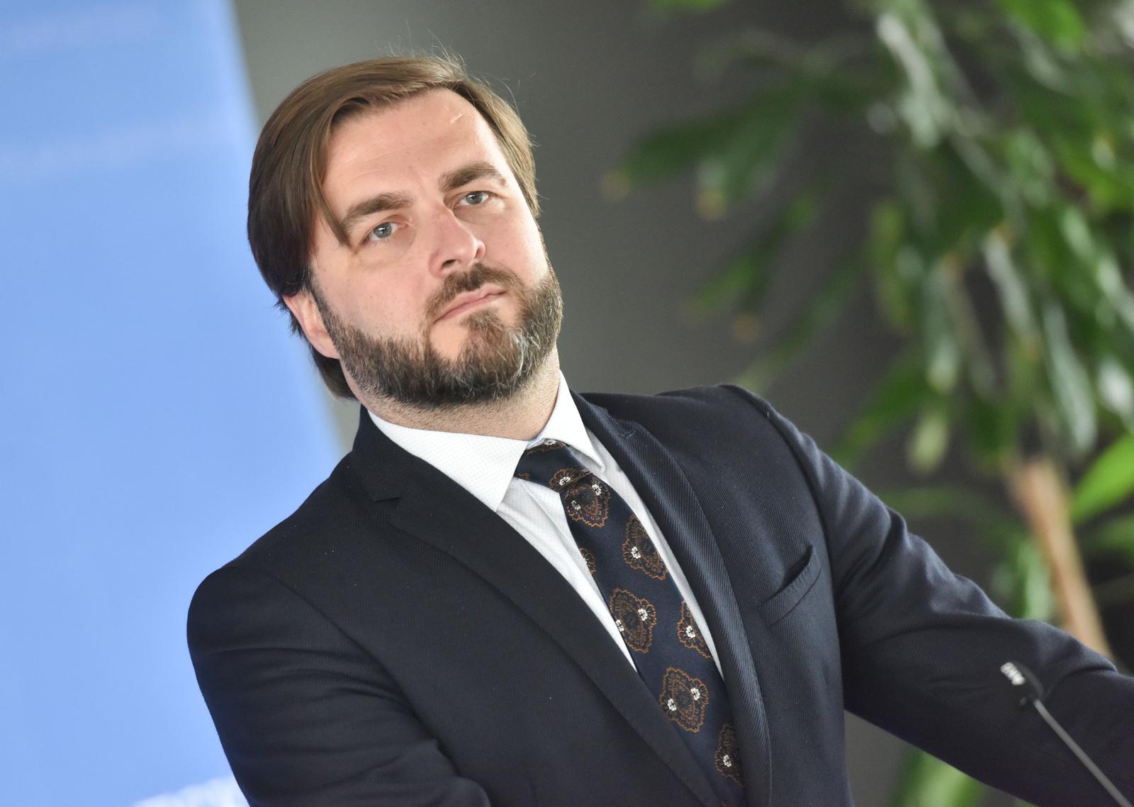 27.4.2022., Zagreb  Uoci pocetka sjednice Vlade ministar Tomislav Coric obratio se medijima.
 Photo: Davorin Visnjic/PIXSELL
