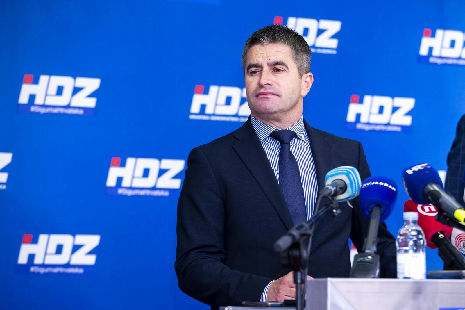 26.10.2021., Split - HDZ Split odrzao konferenciju za medije na kojoj su govorili o posljednjim dogadanjima u Gradskom vijecu i stanju u Gradu. Vice Mihanovic Photo: Miroslav Lelas/PIXSELL