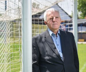 11.05.2022., Zagreb - Branko Tuden, novinar, bivsi glavni urednik Vecernjeg lista i Sportskih novosti. 

Photo Sasa ZinajaNFoto