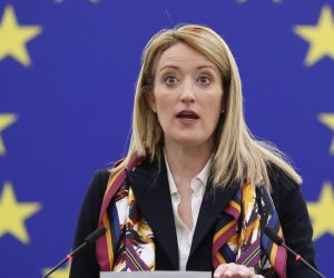 epa09924054 European Parliament President Roberta Metsola delivers a speech during a debate on threats to the safety of journalists and media freedom, on the occasion of the World Press Freedom Day at the European Parliament in Strasbourg, France, 03 May 2022.  EPA/JULIEN WARNAND