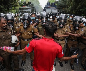 epa09926360 Protesters shout slogans during an anti govenmet protest outside the parliament complex in Colombo, Sri Lanka, 04 May 2022. Sri Lanka's main opposition party Samagi Jana Balawegaya (SJB) handed over two No Confidence motions to the Speaker of the Parliament on 03 May, one against the government and another against the President. Protests have been rocking the country for weeks, calling for the president's resignation for failing to address the current economic crisis.  EPA/CHAMILA KARUNARATHNE