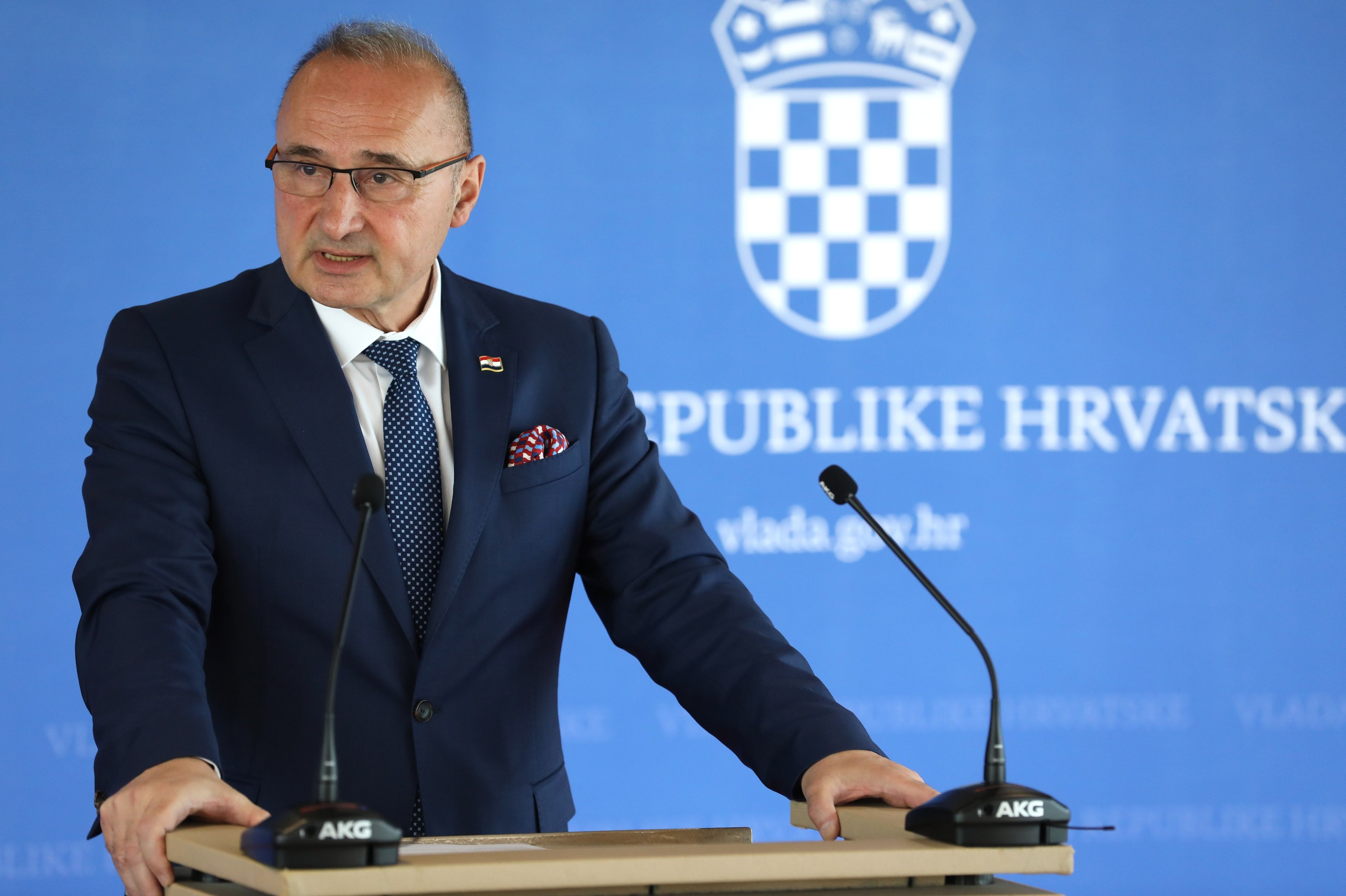 Zagreb, 12.05.2022. - Sjednica Vlade Republike Hrvatske. Na fotografiji ministar vanjskih i europskih poslova Gordan Grliæ Radman tijekom izjave za medije. foto HINA/ Lana SLIVAR DOMINIÆ/ lsd