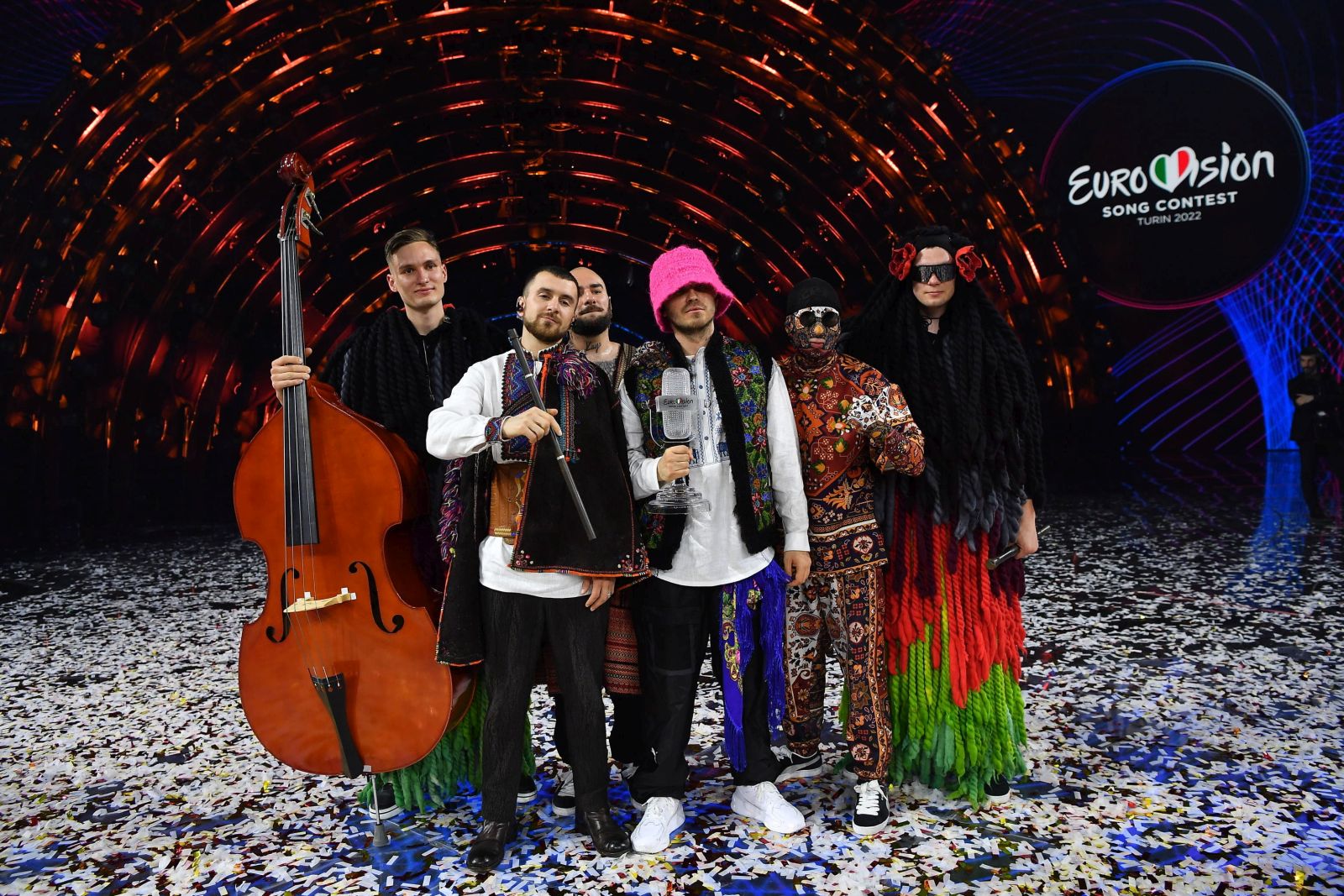 epa09947793 Kalush Orchestra from Ukraine celebrates onstage after  winning the 66th annual Eurovision Song Contest (ESC 2022) in Turin, Italy, 14 May 2022.  EPA/ALESSANDRO DI MARCO