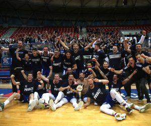 Zagreb, 17.5.2022.- Odlučujuća utakmica kvalifikacija za HT Premijer ligu košarkaša: KK Dinamo Zagreb - KK Bosco. Na fotografiji slavlje Dinama. foto HINA/ Daniel KASAP/ ml