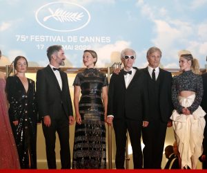 epa09970438 (L-R) Denise Capezza, Nadia Litz, Don McKellar, Lea Seydoux, David Cronenberg, Viggo Mortensen, Kristen Stewart, and Robert Lantos arrive for the screening of 'Crimes of the Future' during the 75th annual Cannes Film Festival, in Cannes, France, 23 May 2022. The movie is presented in the Official Competition of the festival which runs from 17 to 28 May.  EPA/GUILLAUME HORCAJUELO