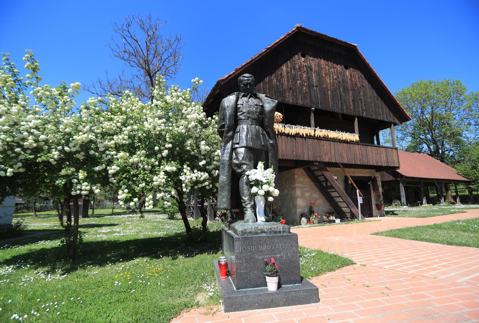 04.05.2020., Kumrovec - Muzej Staro selo Kumrovec, jedini tradicijski uredjn prostor Hrvatskog zagorja s autenticnim izgledom zagorskog sela s pocetka 20. stoljeca. U sredistu sela nalazi se zadruzno imanje obitelji Broz i rodna kuca drzavnika Josipa Broza Tita s etnografskim i povijesnim postavom. Photo: Slavko Midzor/PIXSELLrr