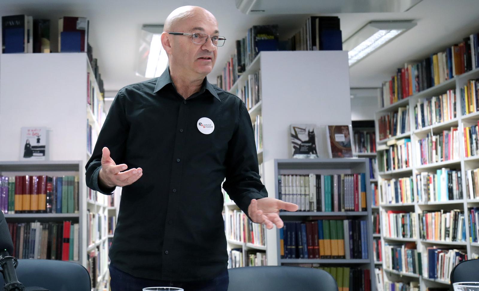 06.05.2022., Zagreb - Knjiznica Bogdana Ogrizovica. Udruga Franak odrzala je konferenciju za novinare na temu "Presuda Suda EU C-567/20 o pravima korisnika kredita koji su konvertirali kredite iz valute CHF u EUR". Na konferenciji su govorili: Elvir Sudar, Vlado Ivkic, Srdjan Kalibota, Goran Aleksic, Ana Herman, Jasna Cekada. Photo: Sanjin Strukic/PIXSELL