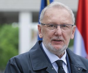 06.05.2022., Zagreb - Potpredsjednik Vlade i ministar unutarnjih poslova Davor Bozinovic nazocio programu primopredaje policijskih motocikala. Radi se o vozilima koja su nabavljena putem Nacionalnog programa sigurnosti cestovnog prometa. Nakon primopredaje vozila ministar Bozinovic dao izjavu za medije.
 Photo: Robert Anic/PIXSELL