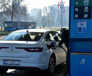 07.12.2021., Zagreb - Nakon gotovo dva mjeseca ogranicenih cijena benzina i dizela, na benzinskim crpkama od ponoci je opet sve prepusteno trzistu. Photo: Davorin Visnjic/PIXSELL