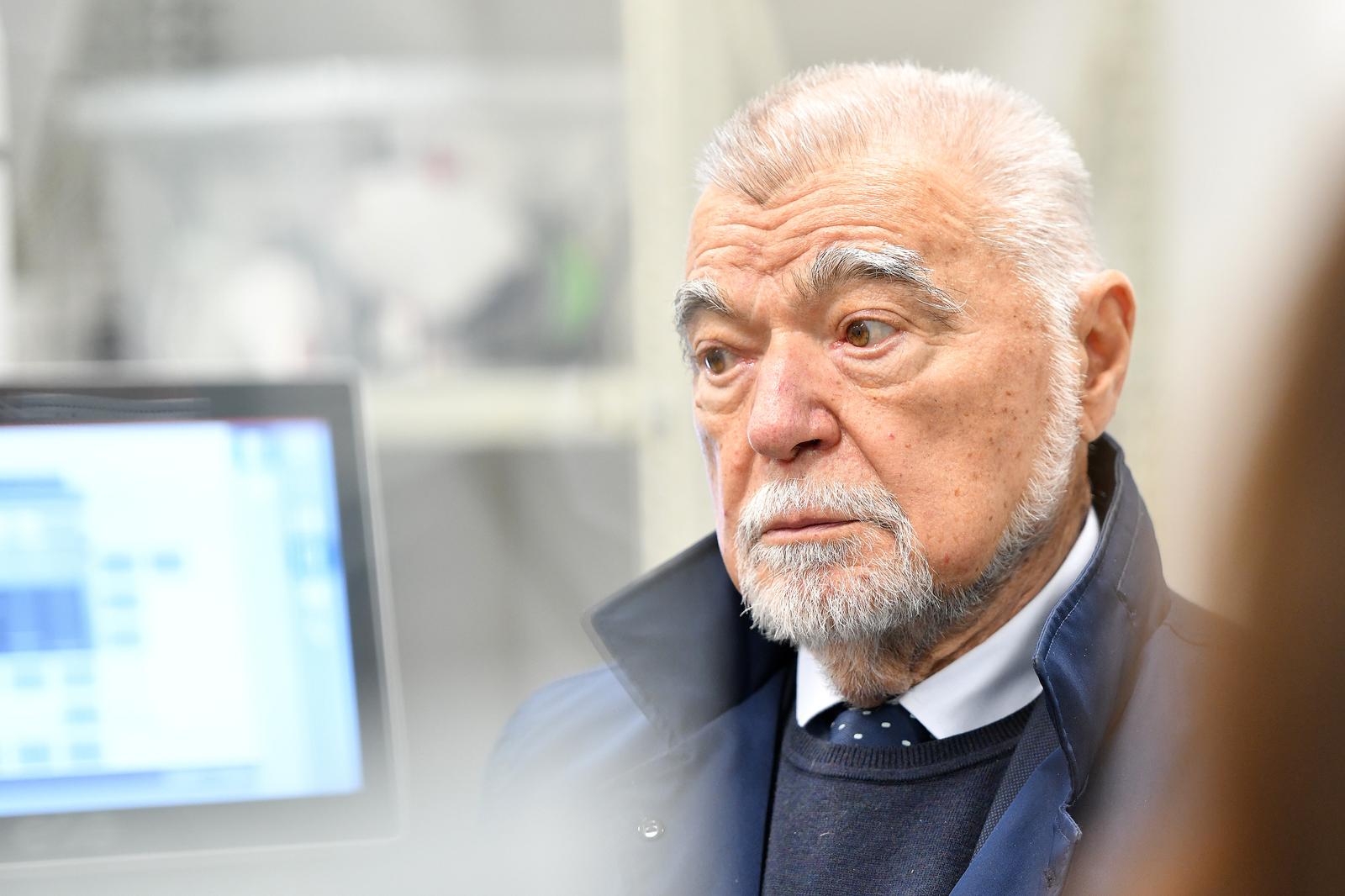 09.12.2021. Cakovec- Bivsi predsjednik RH Stjepan Mesic u posjetu Medjimurskoj zupaniji. Photo: Vjeran Zganec Rogulja/PIXSELL