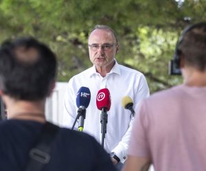 16.08.2021., Baska Voda - Izjava za medije ministra vanjskih poslova Gordana Grlica Radmana povodom repatrijacije hrvatskih drzavljana iz Afganistana.rrPhoto: Miroslav Lelas/PIXSELL