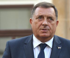 16.09.2020., Zagreb - Clana predsjednistva BiH Milorad Dodik obratio se medijima nakon sastanka s predsjednikom Vlade RH Andrejom Plenkovicem u Banskim dvorima.rPhoto: Josip Regovic/PIXSELL