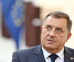 16.09.2020., Zagreb - Clan predsjednistva BiH Milorad Dodik obratio se medijima nakon sastanka s predsjednikom Vlade RH Andrejom Plenkovicem u Banskim dvorima.rrPhoto: Josip Regovic/PIXSELL