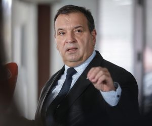 21.02.2022.,Zagreb, ministar zdravstva Vilii Beros  nakon radnog sastanka s ravnateljima bolnica i bolnickih centara te ravnateljem HZZO-a o skracivanju listi cekanja na zdravstvene usluge, dao izjavu za medije.
   Photo: Robert Anic/PIXSELL