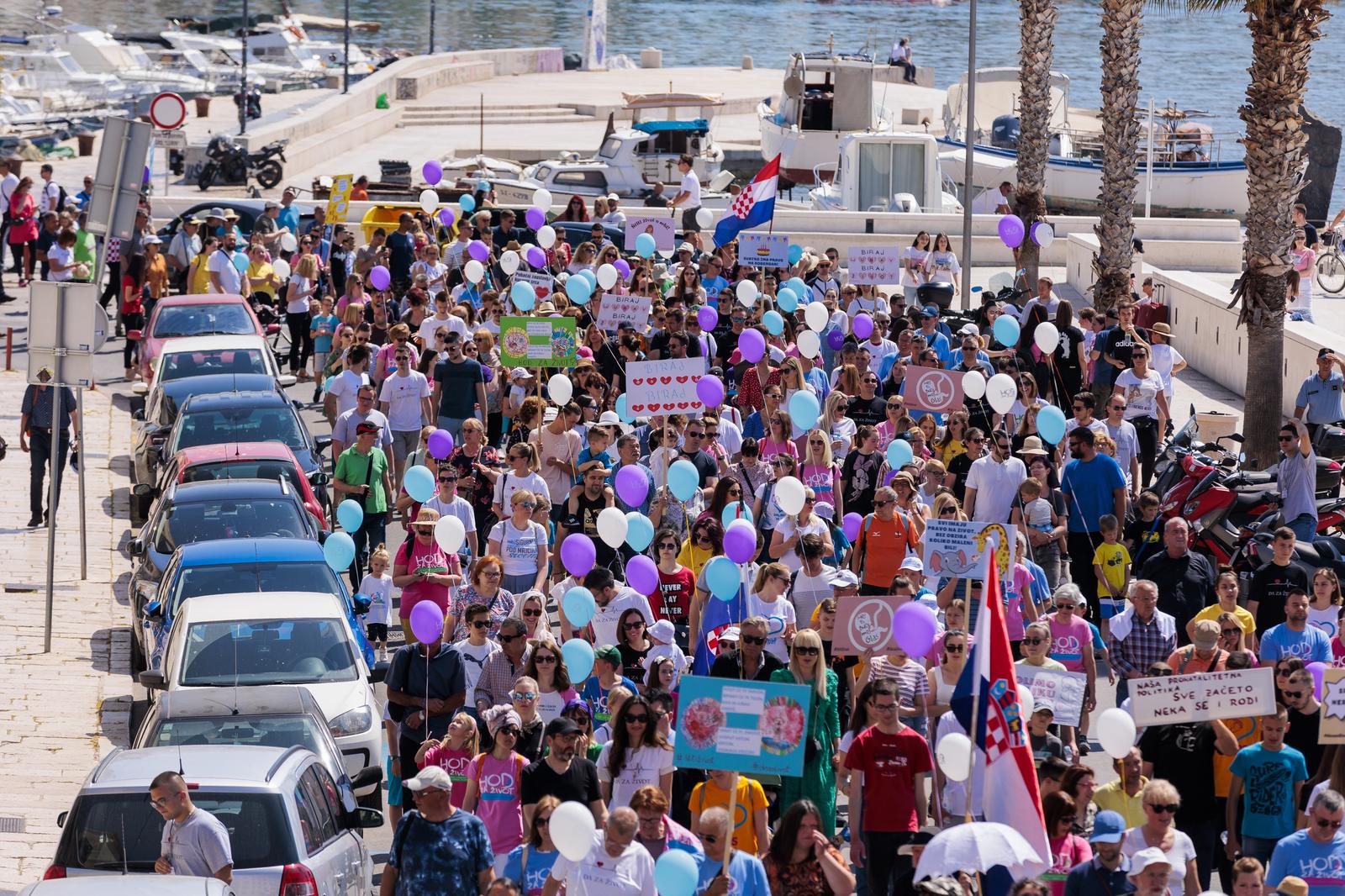 21.05.2022., Split - U Splitu odrzan 4. Hod za zivot s Rive do Zvoncaca.
 Photo: Miroslav Lelas/PIXSELL
