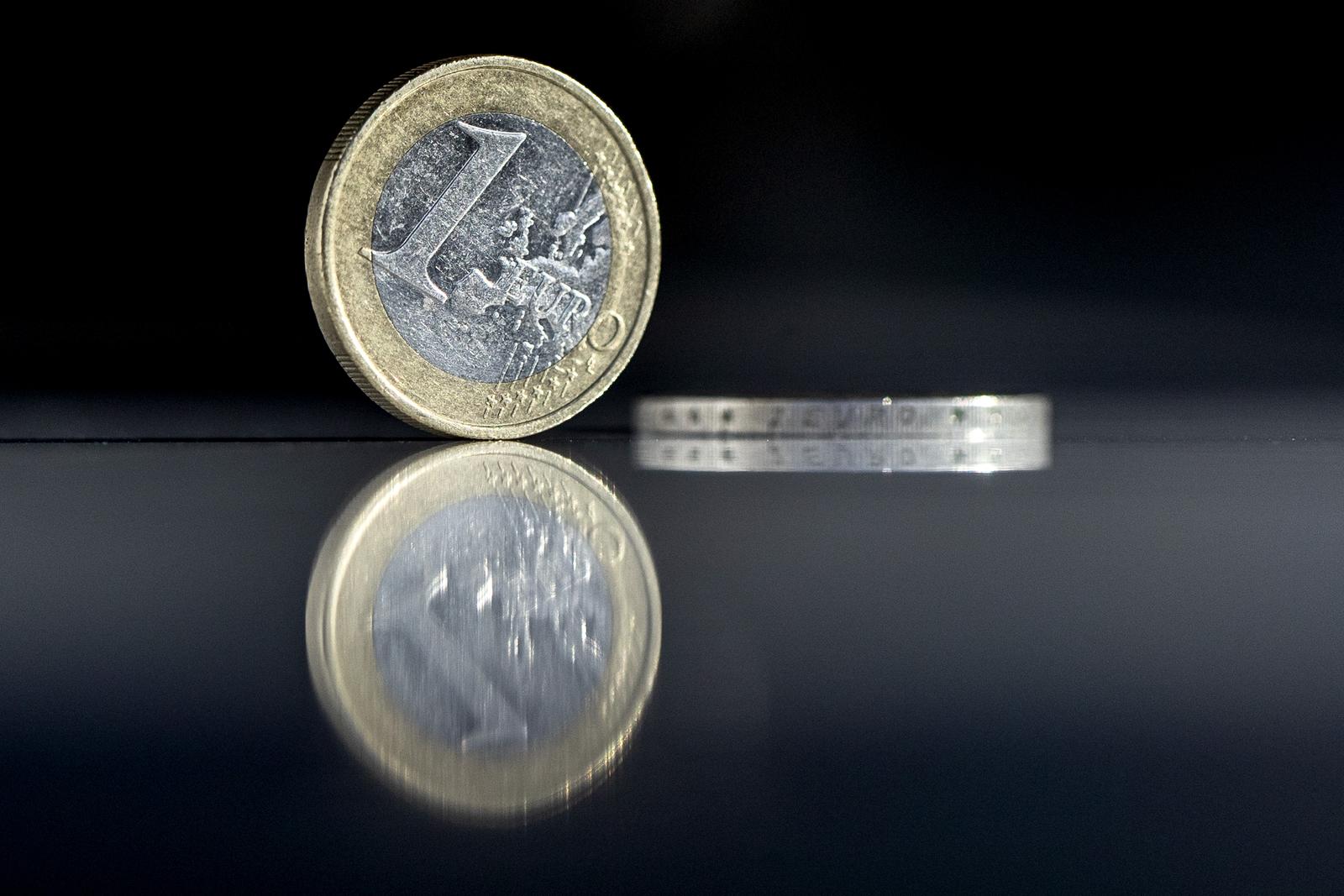21.01.2022., Zagreb - Od 1. sijecnja 2023. godine, prema planu Vlade, platezno sredstvo u Hrvatskoj postat ce euro, a Hrvatska ce postati 20. clanica eurozone. Kuna ce time, nakon 28 godina koristenja, otici u povijest, dok ce hrvatski gradjani i sluzbeno postati korisnici eura. Ilustracija prelaska kune na euro. Photo: Igor Kralj/PIXSELL