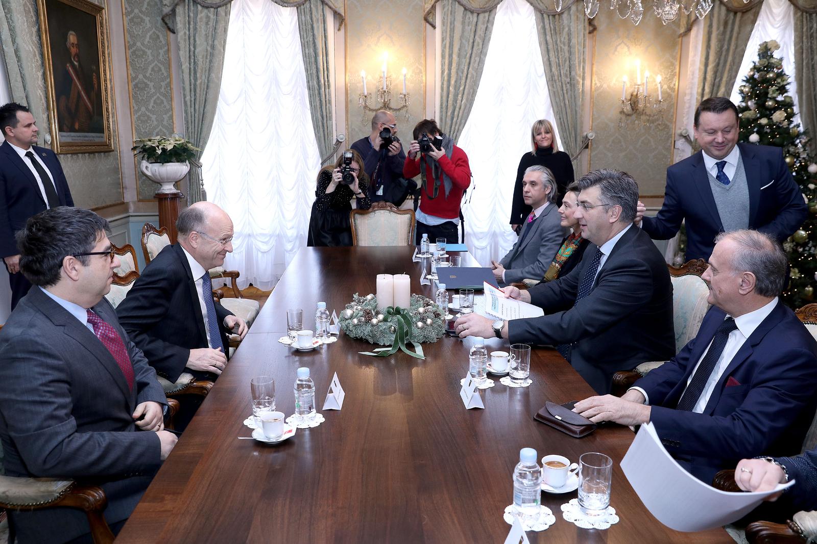 22.12.2017., Zagreb - Predsjednik Vlade Republike Hrvatske Andrej Plenkovic sastao se u Banskim dvorima s predsjednikom Suda Europske unije Koenom Lenaertsom. Uz predsjednika Vlade sastanku su nazocili potpredsjednica Vlade i ministrica vanjskih i europskih poslova Marija Pejcinovic Buric i ministar pravosuða Drazen Bosnjakovic.r"nPhoto: Patrik Macek/PIXSELL