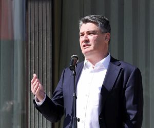 24.04.2021., Zagreb - Otvorenje Godisnje izlozbe ostvarenja hrvatskih arhitektica i arhitekata u 2020. godini i dodjela godisnjih nagrada Udruzenja hrvatskih arhitekata u Uredu predsjednika RH.rPhoto: Emica Elvedji/PIXSELL