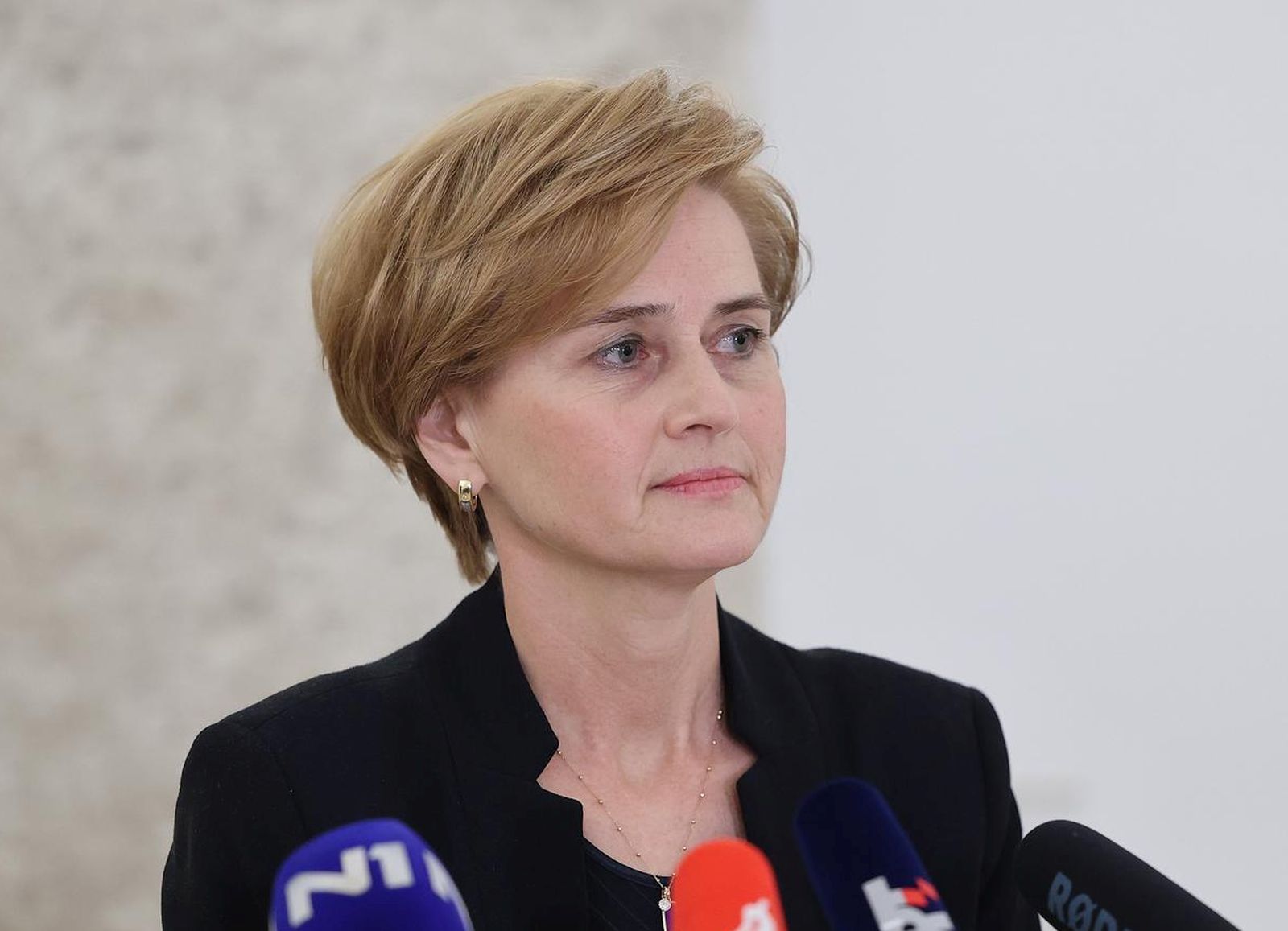 27.01.2022., Zagreb, Sabor - Guverner Boris Vujcic na odboru za financije i drzavni proracun u Saboru odgovaraju na pitanja o trgovanju sa povlastenim informacijama. Izjave nakon odbora. Sandra Svaljek. Photo: Marko Prpic/PIXSELL