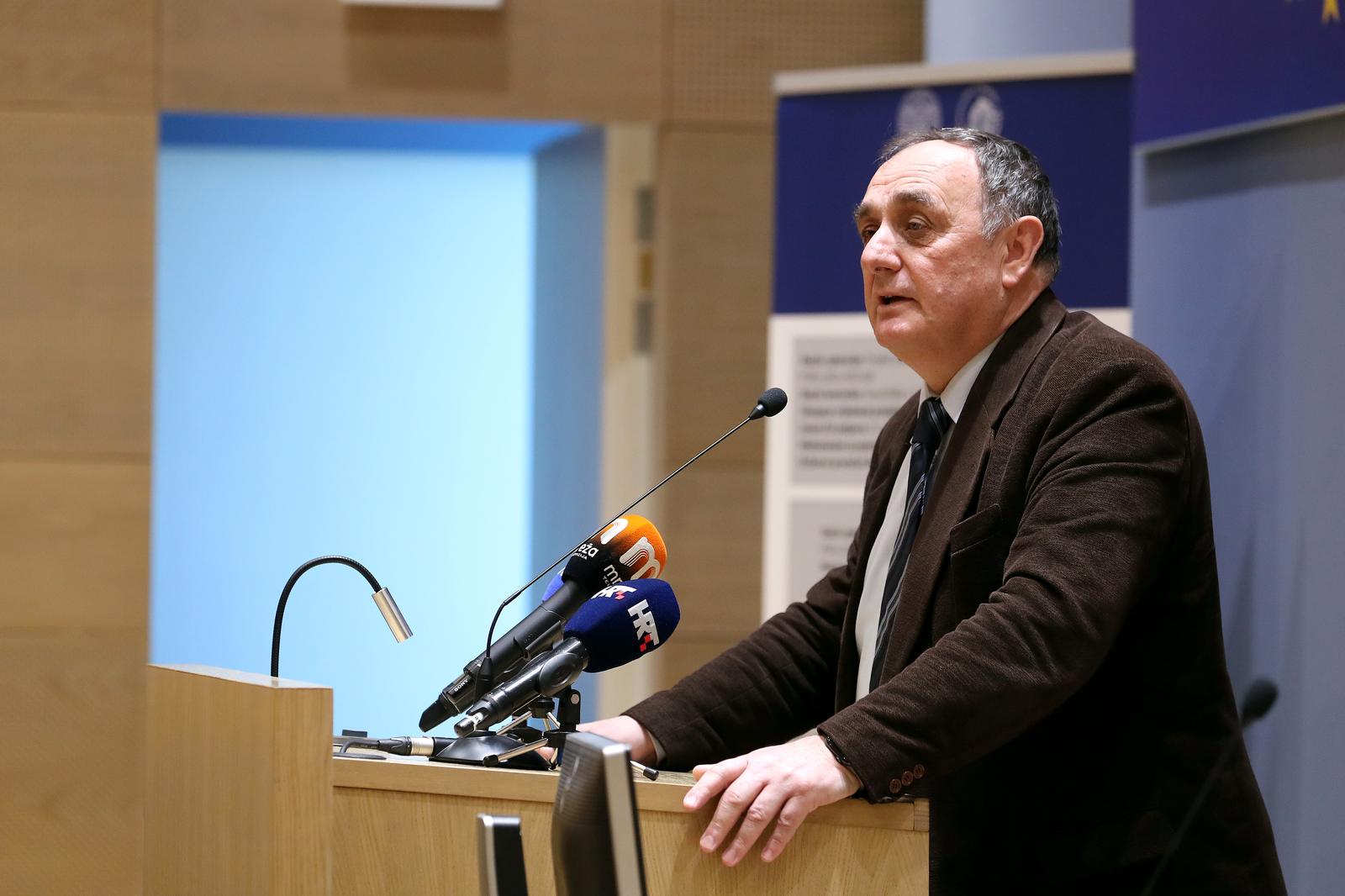28.02.2022., Zagreb - Konferencija za medije o sanaciji i daljenjm radu Medicinskog fakutleta koji je dobio jednu od najvecih iznosa iz bespovratnih sredstava EU fondova - 377 milijuna kuna. Dekan Slavko Oreskovic. Photo: Luka Stanzl/PIXSELL