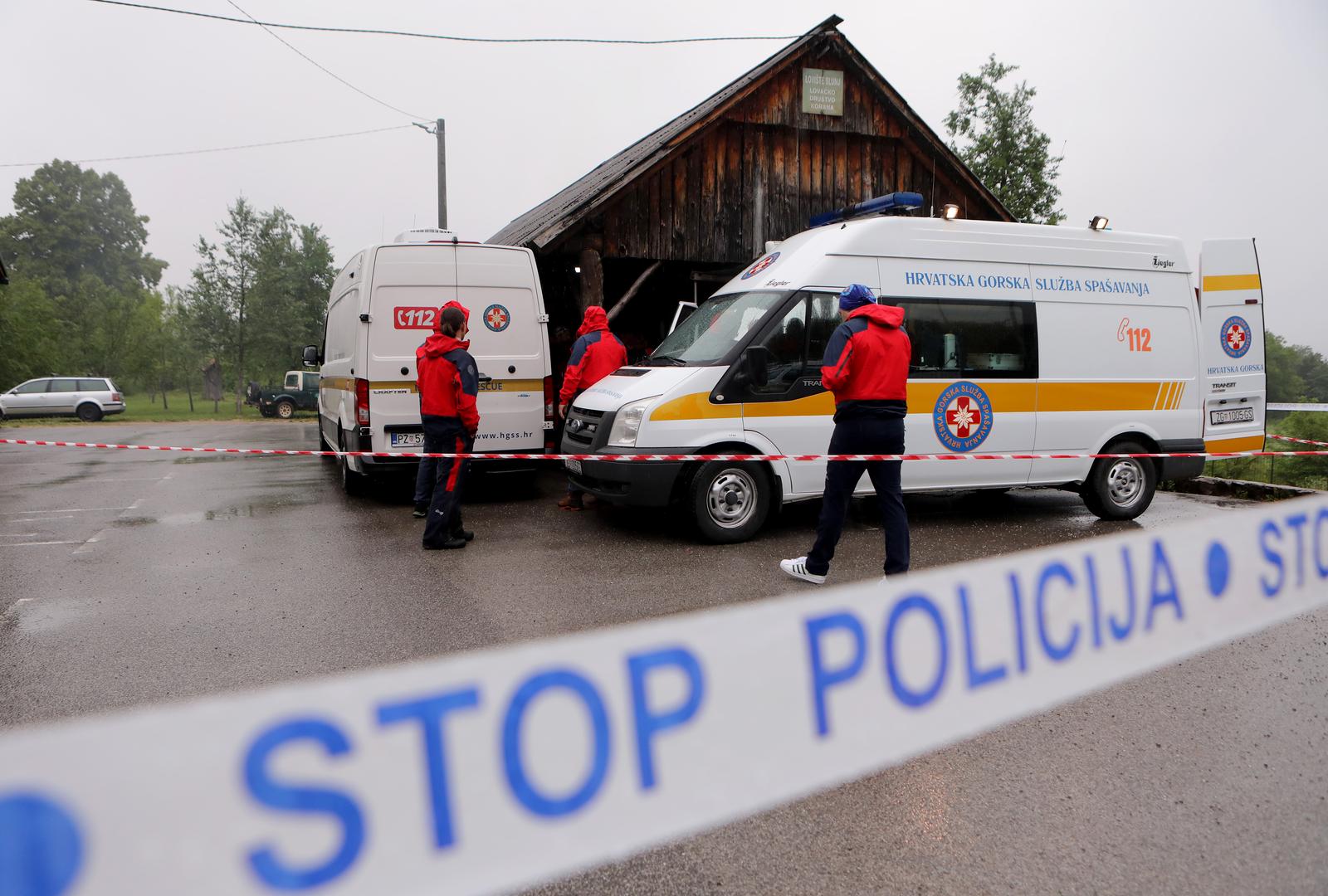 29.05.2022., Slusnica - U lovackom dom "Slusnica" nedaleko Slunja pripadnici HGSS-a organiziraju potragu za nestalim zrakoplovom. Photo: Tomislav Miletic/PIXSELL