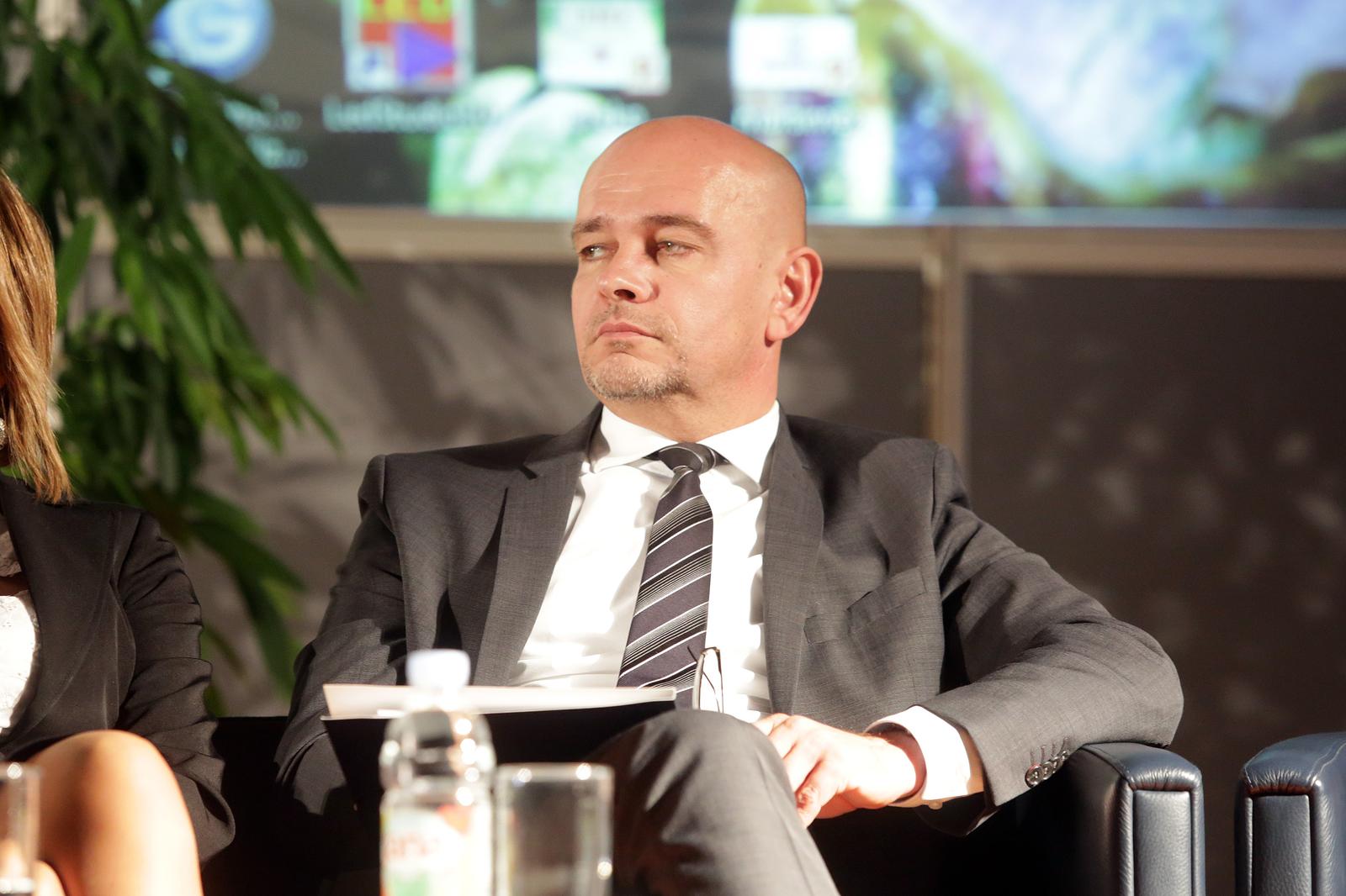 r 29.09.2016., Zagreb - Na Zagrebackom velesajmu otvoren sajam zdravog zivljenja. Panel u organizaciji HGK Domaca proizvodnja - kljuc uspjeha. Zdravko Barac. rPhoto: Luka Stanzl/PIXSELL