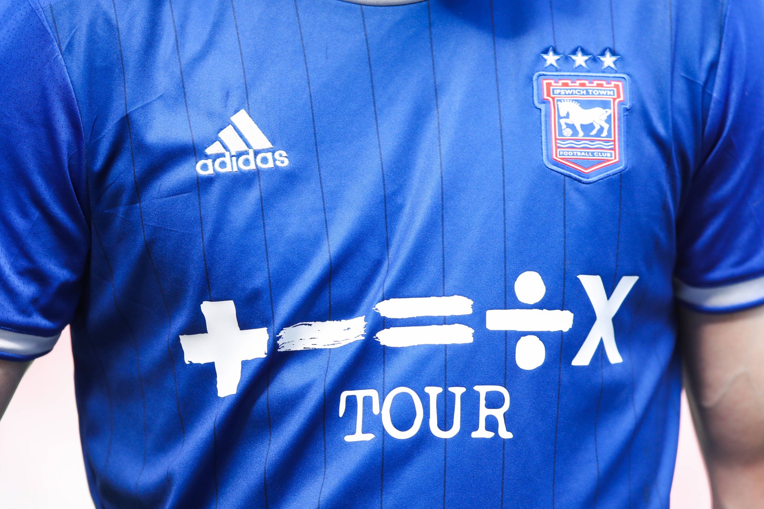 Rotherham United v Ipswich Town - Sky Bet League One - AESSEAL New York Stadium A detailed view of the Ipswich Town home shirt during the Sky Bet League One match at the AESSEAL New York Stadium, Rotherham. Picture date: Saturday April 16, 2022. EDITORIAL USE ONLY No use with unauthorised audio, video, data, fixture lists, club/league logos or live services. Online in-match use limited to 120 images, no video emulation. No use in betting, games or single club/league/player publications. PUBLICATIONxNOTxINxUKxIRL Copyright: xIsaacxParkinx 66457776