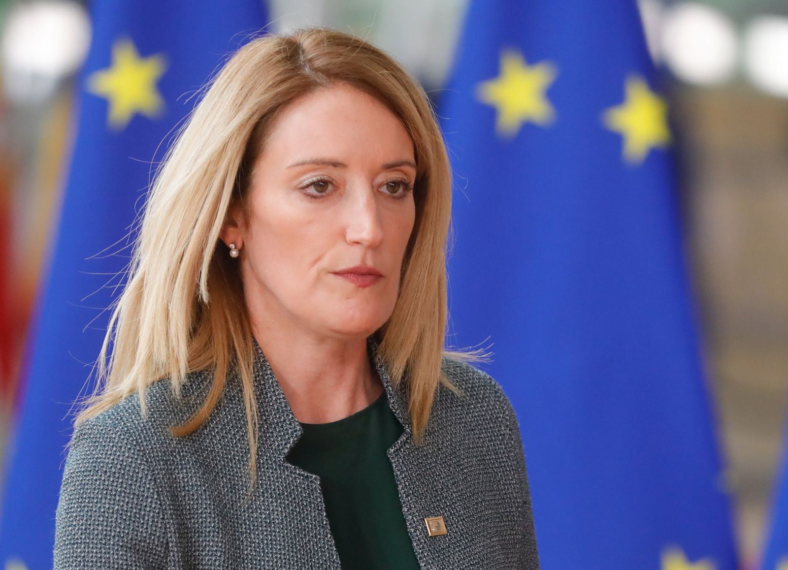 epa09986450 European Parliament President Roberta Metsola arrives at the first day of a Special European Summit on Ukraine at the European Council, in Brussels, Belgium, 30 May 2022.  EPA/STEPHANIE LECOCQ