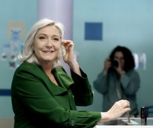 epa10009174 French far right candidate Marine Le Pen of the RN, Rassemblement National party (National Rally in French) casts her ballot in the first round of the legislative elections at a polling station in Henin Beaumont, Northern France, 12 June 2022. France legislative elections voting take places in two rounds on 12 and 19 June.  EPA/Stephanie Lecocq