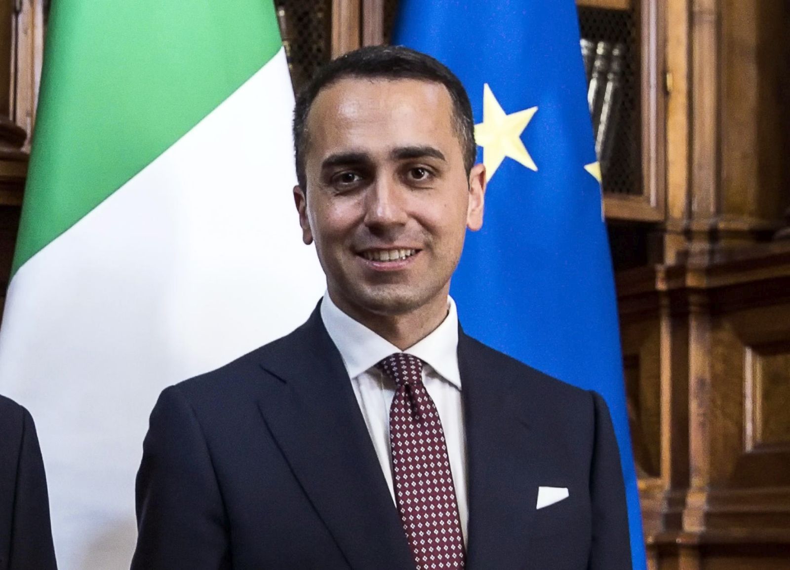 epa10015533 Italian Foreign Minister Luigi Di Maio (R) and NASA Administrator Bill Nelson pose for a picture during their meeting at Chigi Palace in Rome, Italy, 16 June 2022.  EPA/ANGELO CARCONI