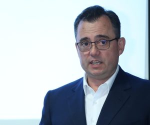 02.06.2022., Zagreb - Predstavljanje Znanstveno-razvojne inicijative ZRIN koju je osnovao Damir Vandjelic. ZRIN je neprofitna udruga gradjana koju cine neovisni strucnjaci iz akademskog i poslovnog svijeta s misijom istrazivanja, formuliranja i predlaganja javnih politika te njihovog ucinka na poboljsanje zivotnih i gospodarskih uvjeta u RH. Damir Vandjelic.   Photo: Goran Stanzl/PIXSELL