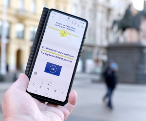 03.02.2022., Zagreb - Saborski Odbor za Ustav, Poslovnik i politicki sustav danas odlucuje o prvom koraku za raspisivanje referenduma koji protiv nacina na koji se u Hrvatskoj vodi borba protiv koronavirusa. Da li ce covid potvrde otici u povijest prema procjenama necemo znati jos mjesecima, ako ih prije toga stozer ne ukine zbog smanjivanja opasnosti od sirenja epidemije. Photo: Patrik Macek/PIXSELL