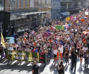 04.06.2022., Zagreb - 21. Povorka ponosa LGBTIQ+ zajednice, osoba i duginih obitelji Zagreb Pridea ove se godine odrzava pod sloganom "Dajte nam nasa cetiri zida!". Photo: Slavko Midzor/PIXSELL