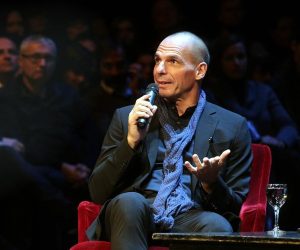 04.12.2016., Zagreb - U Hrvatskom narodnom kazalistu na Filozofskom teatru gostovao je bivsi ministar financija Grcke Janis Varoufakis.rPhoto: Zarko Basic/PIXSELL