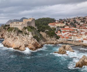 05.01.2022., Zidine, Dubrovnik - Kisa i jugo na dubrovackom podrucju.
  Photo: Grgo Jelavic/PIXSELL