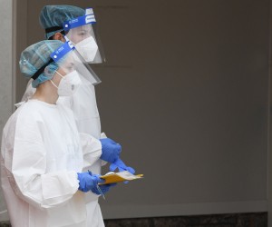 06.05.2022., Sibenik - Dolaskom ljepsih vremena broj testiranja na koronavirus sve je manji, a i broj zarazenih je u padu. Photo: Hrvoje Jelavic/PIXSELL
