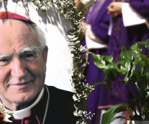 11.03.2016., Zagreb - U Zagrebackoj katedrali nadbiskup kardinal Josip Bozanic odrzao je misu povodom 14 godisnjice smrti nadbiskupa i kardinala Franje Kuharica.rPhoto: Davor Visnjic/PIXSELL