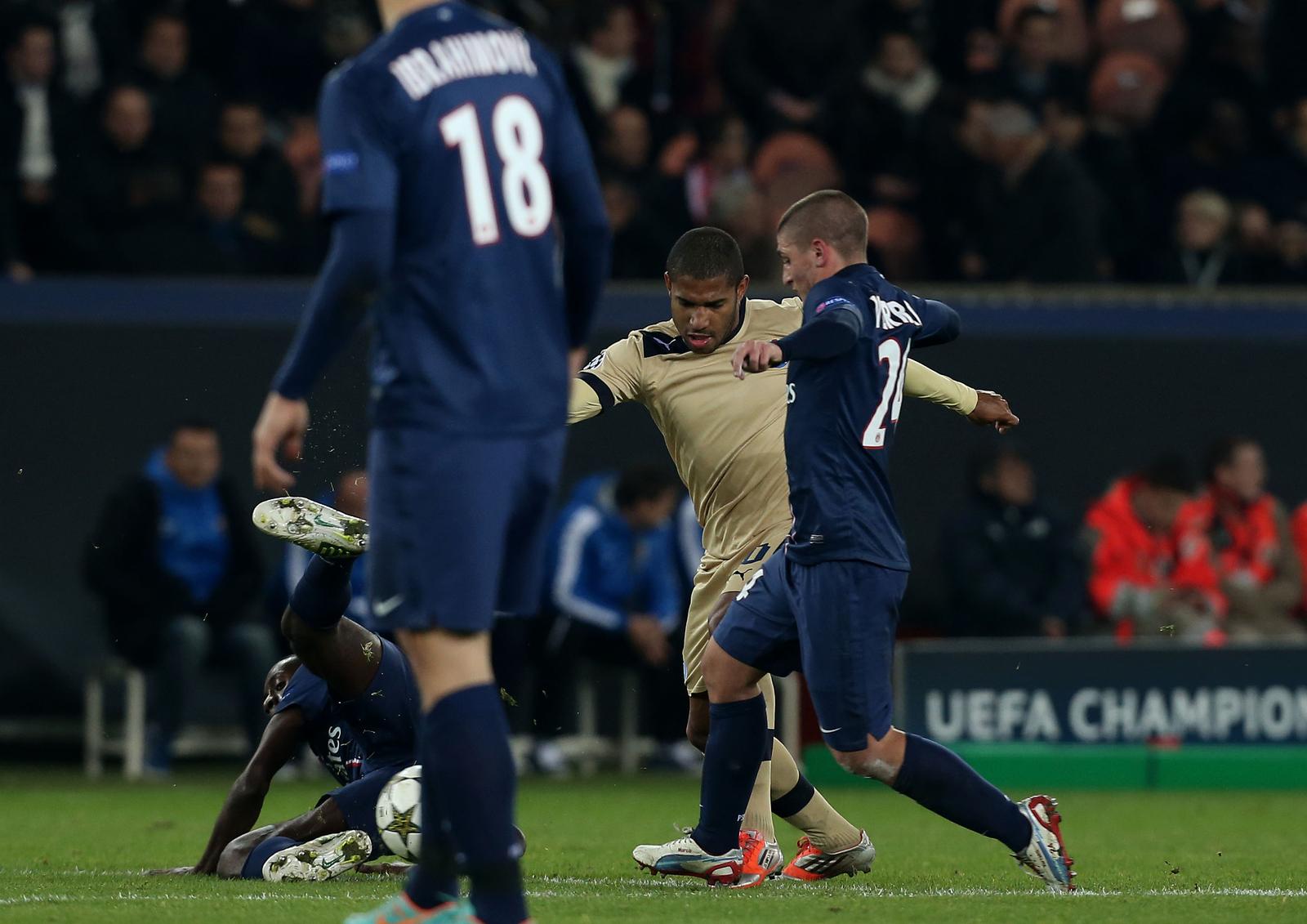 06.11.2012., stadion Park princeva, Pariz, Francuska - UEFA Liga prvaka, skupina A, 4. kolo, PSG - Dinamo Zagreb. Sammir, Marco VerrattirPhoto: Marko Lukunic/PIXSELL