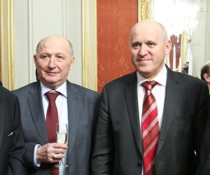 13.01.2020., Zagreb - Potpredsjednik Hrvatskog sabora akademik Zeljko Reiner primio je najvise civilno odlicje Republike Koreje koje se moze dodijeliti stranom drzavljaninu - odlicje Gwanghwa prvoga stupnja s lentom i zvijezdom. Odlicje je akademiku Reineru dodijelio predsjednik Republike Koreje za izvanredne zasluge u jacanju nacionalnog ugleda i promicanju prijateljstva sa saveznicima. Rektor Sveucilista u Zagrebu Damir Boras, Zeljko Reiner, Miroslav Separovic, Branko Bacic Photo: Emica Elvedji/PIXSELL