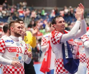 13.01.2020., Stadthalle Graz, Graz, Austrija - Europsko rukometno prvenstvo, skupina A, 3. kolo, Srbija - Hrvatska. Luka Cindric, Igor Karacic Photo: Luka Stanzl/PIXSELL