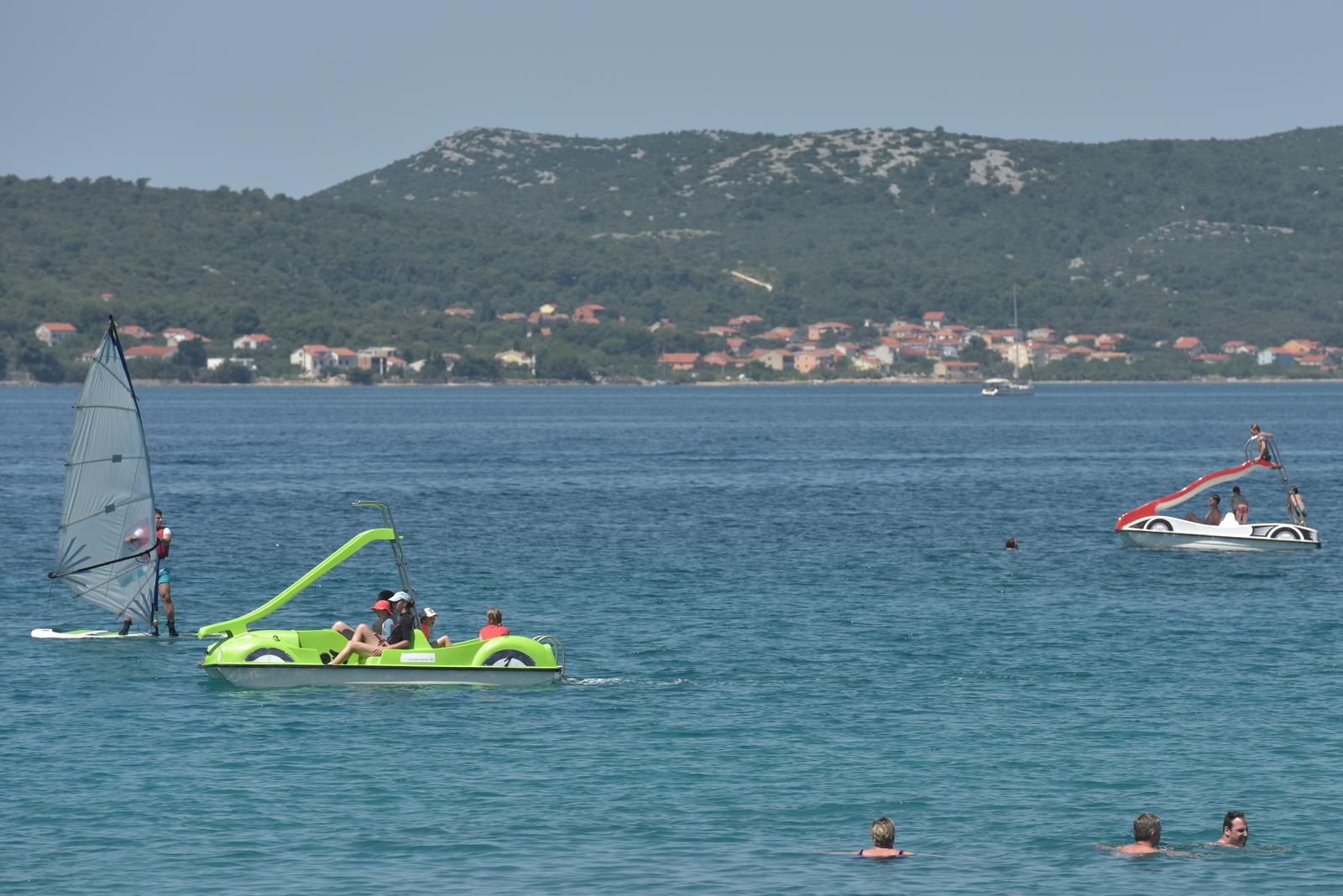 14.06.2019., Biograd na Moru - Plaza Soline u Biogradu na Moru puna je domacih i stranih gostiju. rPhoto: Dino Stanin/PIXSELL