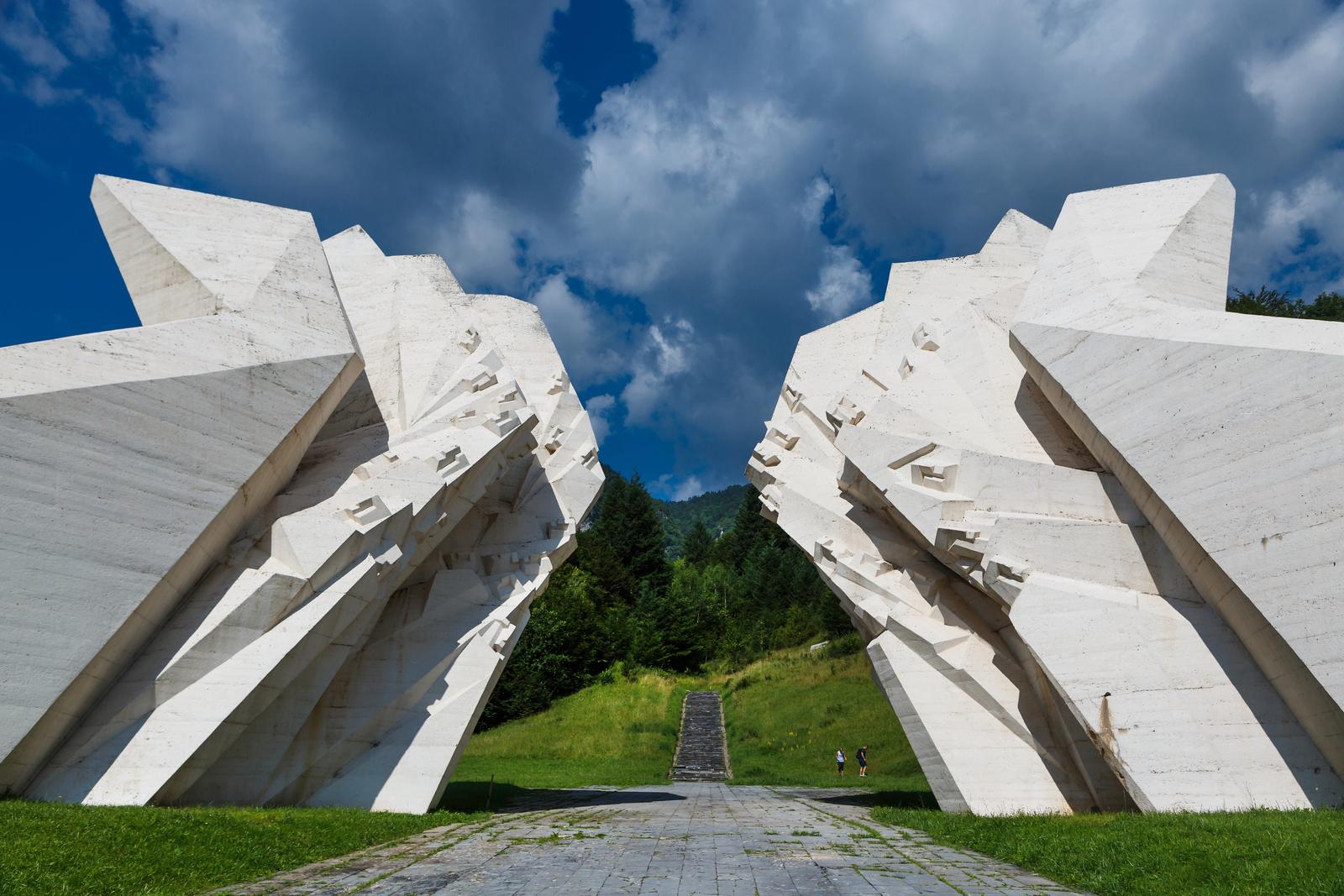 06.07.2018., Tjentiste, Bosna i Hercegovina - Nacionalni park Sutjeska danas. Spomenik palim borcima u II. svjetskom ratu u borbama na Sutjesci, ciji se dio za vrijeme jakih kisa odronio te je sad u sanaciji. "nPhoto: Tomislav Miletic/PIXSELL